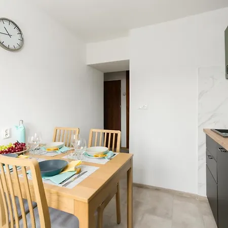 Dabrowskiego By Renters